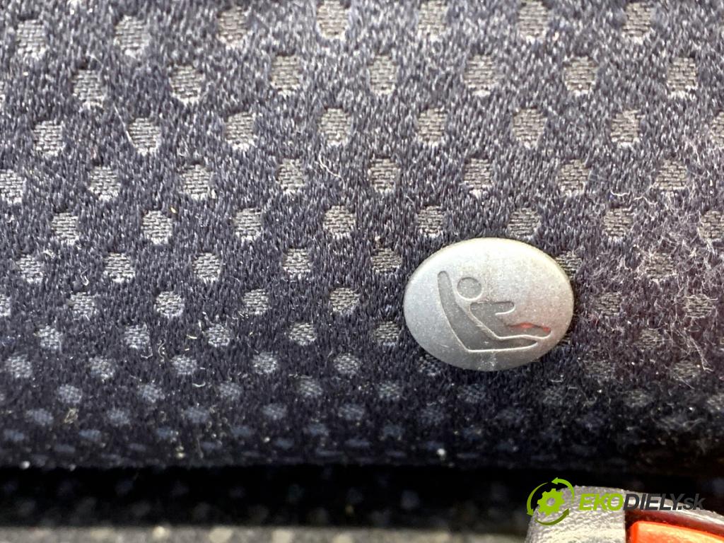 HONDA CR-V III SUV 2009 103 kW 2.2 i-CTDi 4WD (RE6) 2204 Sedadlo druhý rad