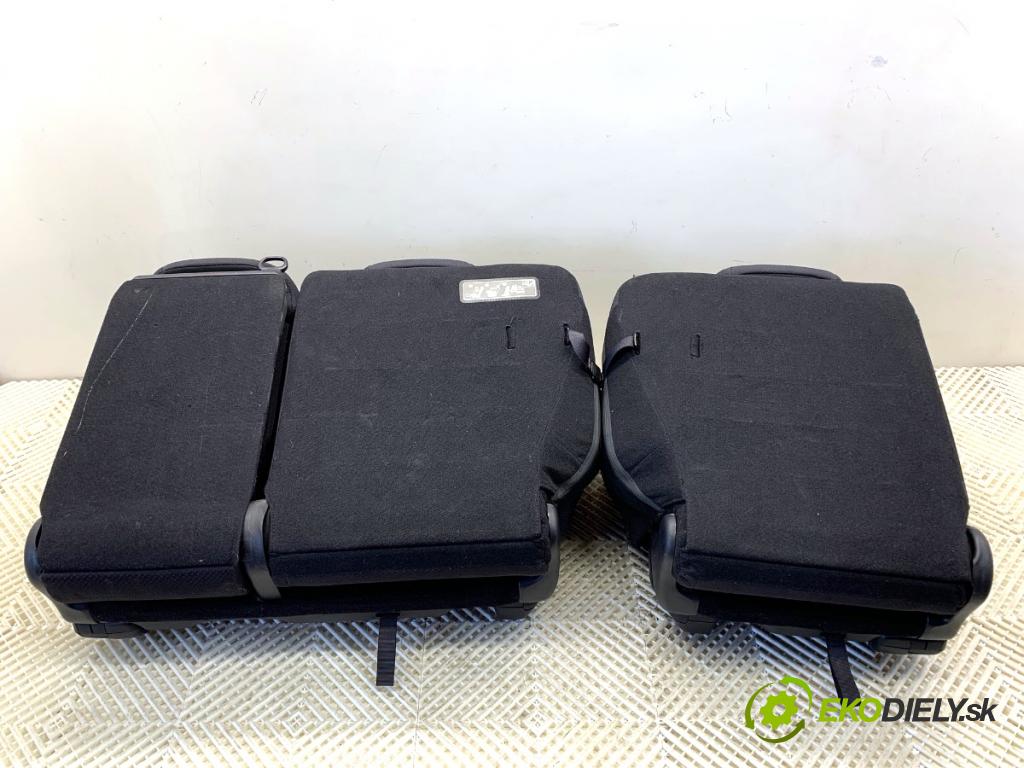 HONDA CR-V III SUV 2009 103 kW 2.2 i-CTDi 4WD (RE6) 2204 Sedadlo druhý rad