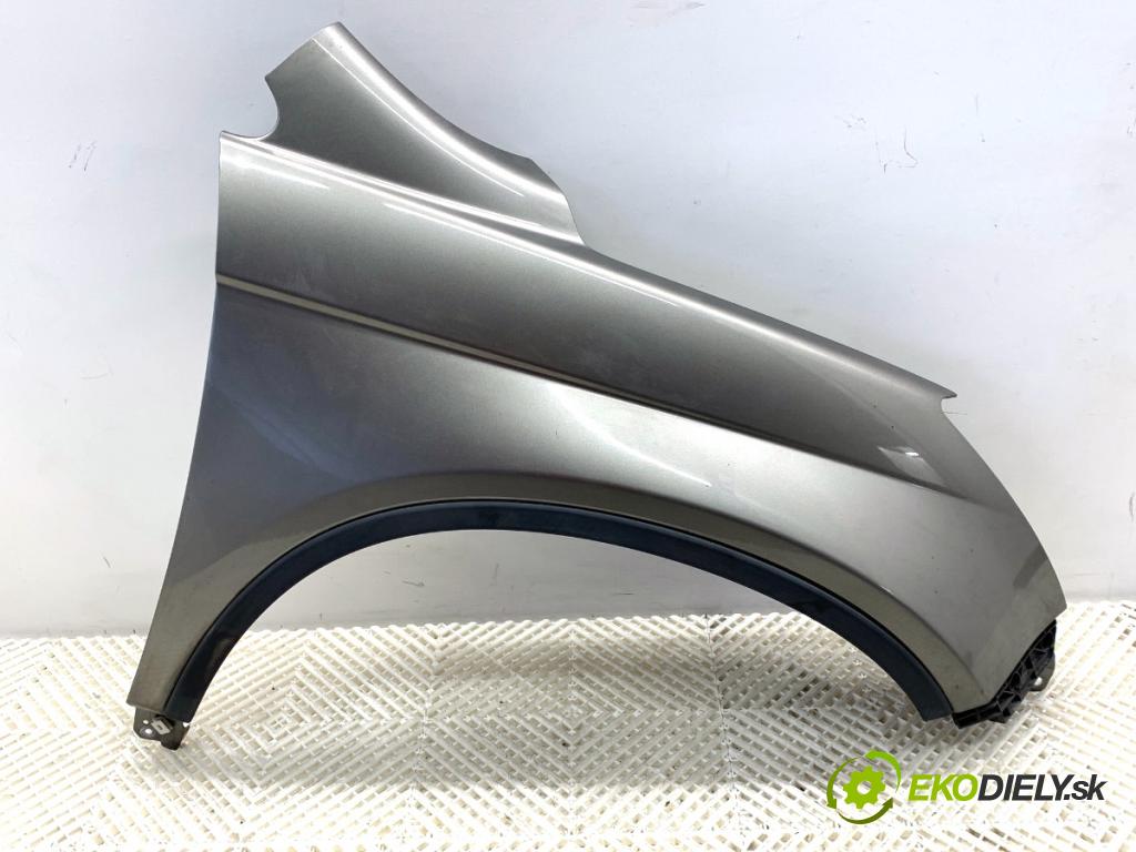 HONDA CR-V III SUV 2009 103 kW 2.2 i-CTDi 4WD (RE6) 2204 blatník pravý přední část 