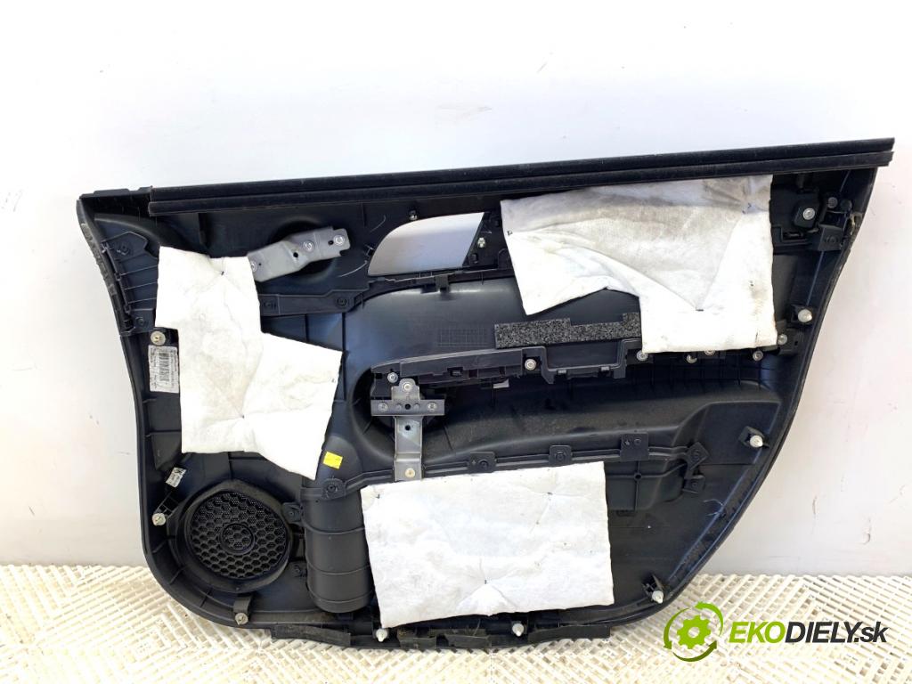 HONDA CR-V III SUV 2009 103 kW 2.2 i-CTDi 4WD (RE6) 2204 čalúnenie Dvere ľavy predný