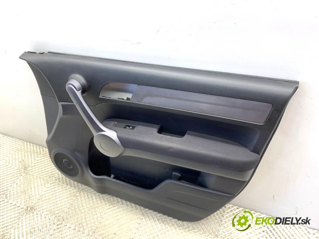 HONDA CR-V III SUV 2009 103 kW 2.2 i-CTDi 4WD (RE6) 2204 čalúnenie Dvere pravy predný