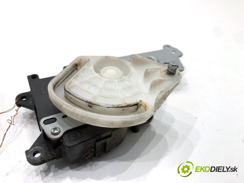 HONDA CR-V III SUV 2009 103 kW 2.2 i-CTDi 4WD (RE6) 2204 motor topení MF113800-2320