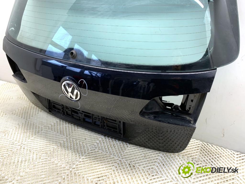 VW PASSAT B7 Kombi 2012 100 kW 2.0 TDI 1968 kapota zad LC9X