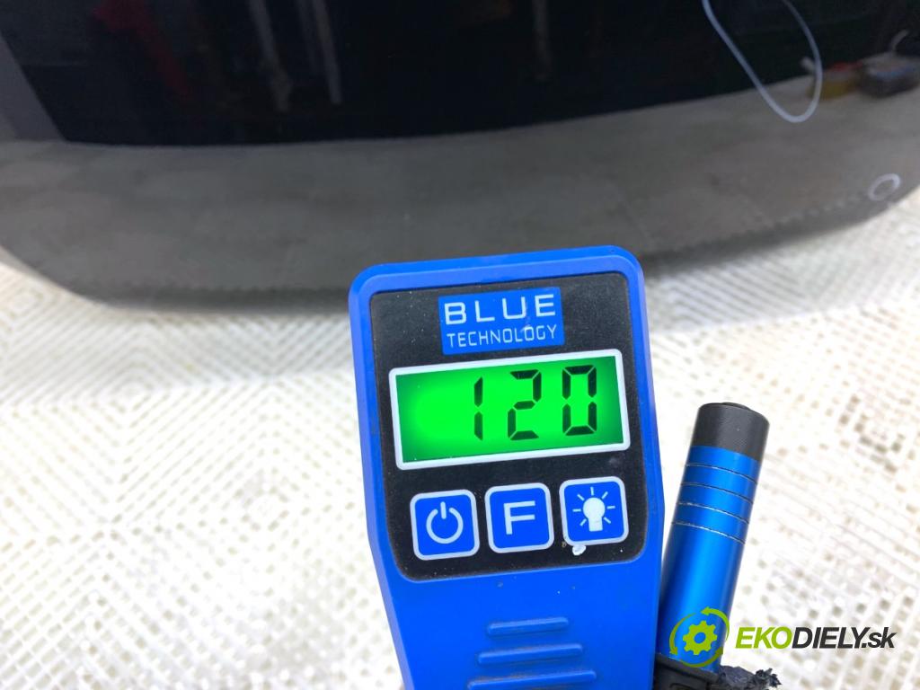 VW PASSAT B7 Kombi 2012 100 kW 2.0 TDI 1968 kapota LC9X (Kapota)