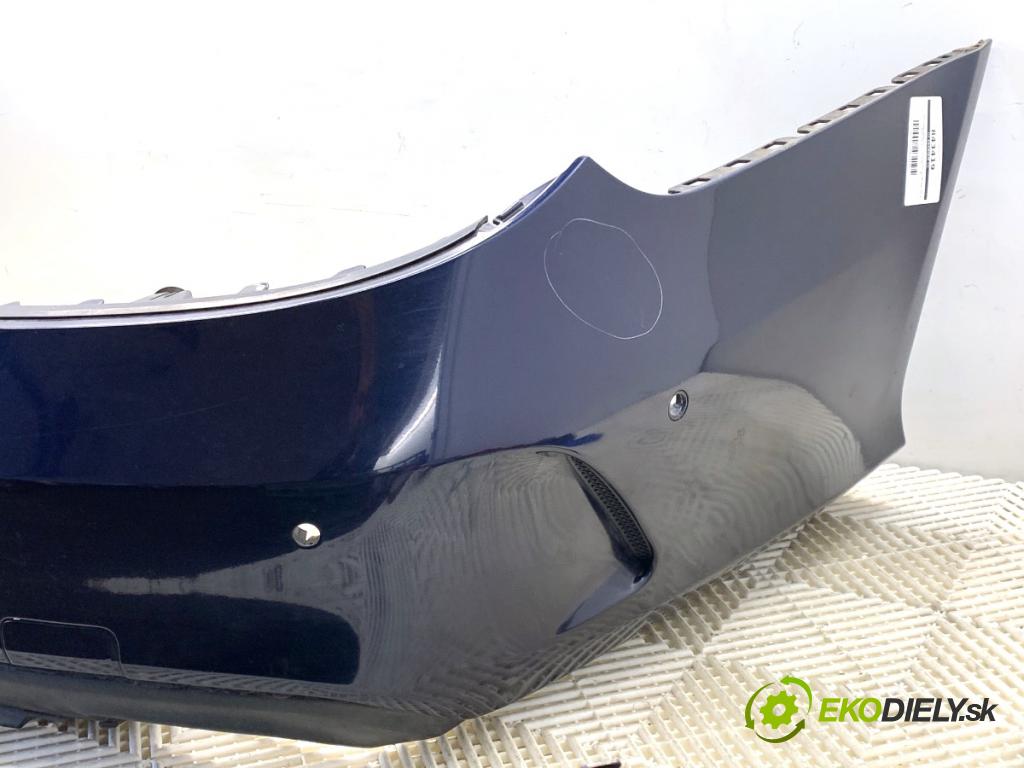 MERCEDES-BENZ W218 Kombi 2016 190 kW CLS 350 d 4-matic (218.994) 2987 nárazník zadní část 890 (Klika dveří ostatní)