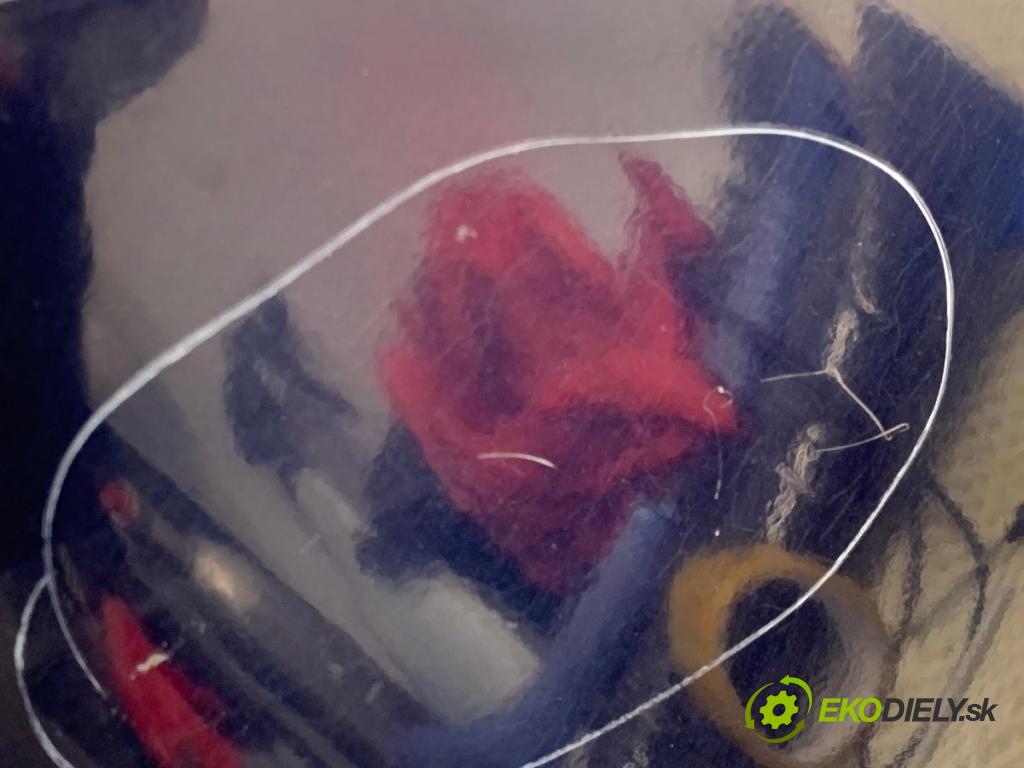 MERCEDES-BENZ W218 Kombi 2016 190 kW CLS 350 d 4-matic (218.994) 2987 nárazník zadní část 890 (Klika dveří ostatní)