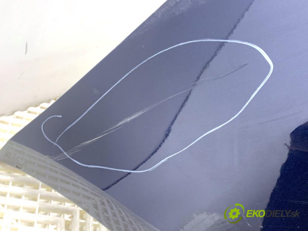 MERCEDES-BENZ W218 Kombi 2016 190 kW CLS 350 d 4-matic (218.994) 2987 nárazník zadní část 890 (Klika dveří ostatní)