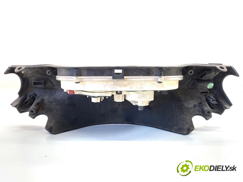 PIAGGIO TYPHOON  2002 4 kW Typhoon 50 49 Prístrojovka 3046168 (Prístrojová doska)