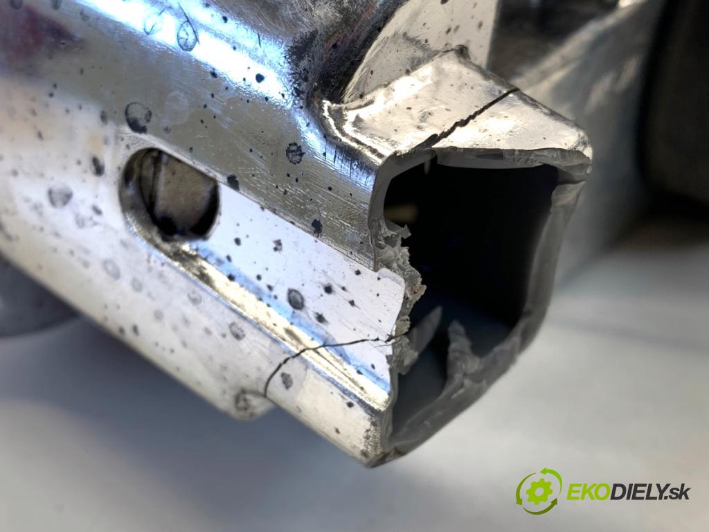 PIAGGIO TYPHOON 2002 4 kW Typhoon 50 49 Svetlomet Svetlo predný