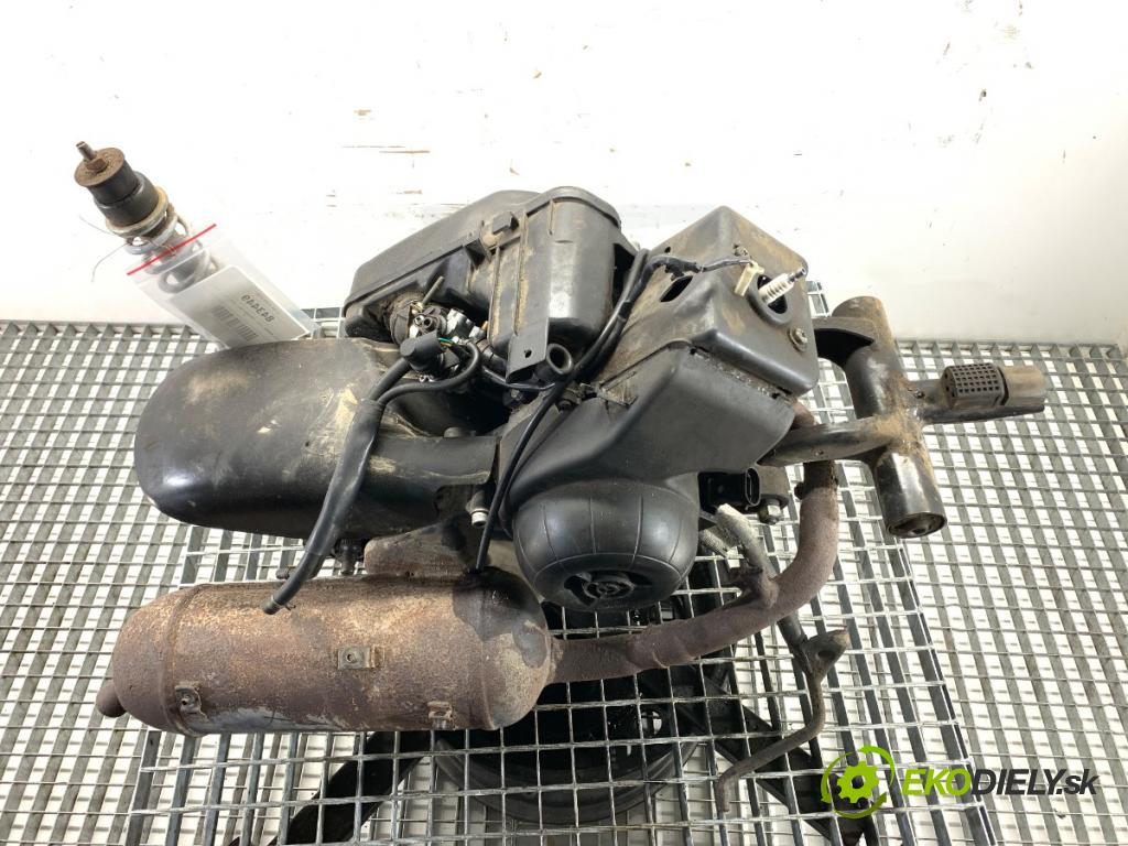 PIAGGIO TYPHOON  2002 4 kW Typhoon 50 49 Motor KOMPLETNÍ: