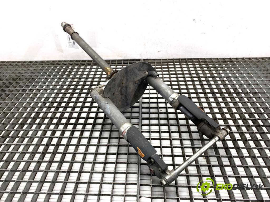 PIAGGIO TYPHOON  2002 4 kW Typhoon 50 49 zavěšení přední část MASKY SEDADLO pláto