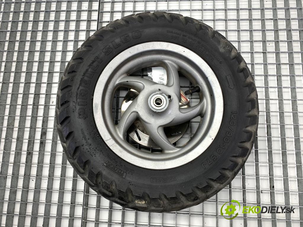 PIAGGIO TYPHOON  2002 4 kW Typhoon 50 49 kolo přední část disk