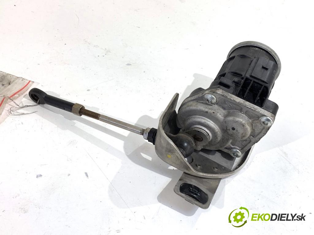 HYUNDAI TUCSON SUV 2015 130 kW 1.6 T-GDi 1591 Nastavovač TURBODUCHADLO: 39400-2B260