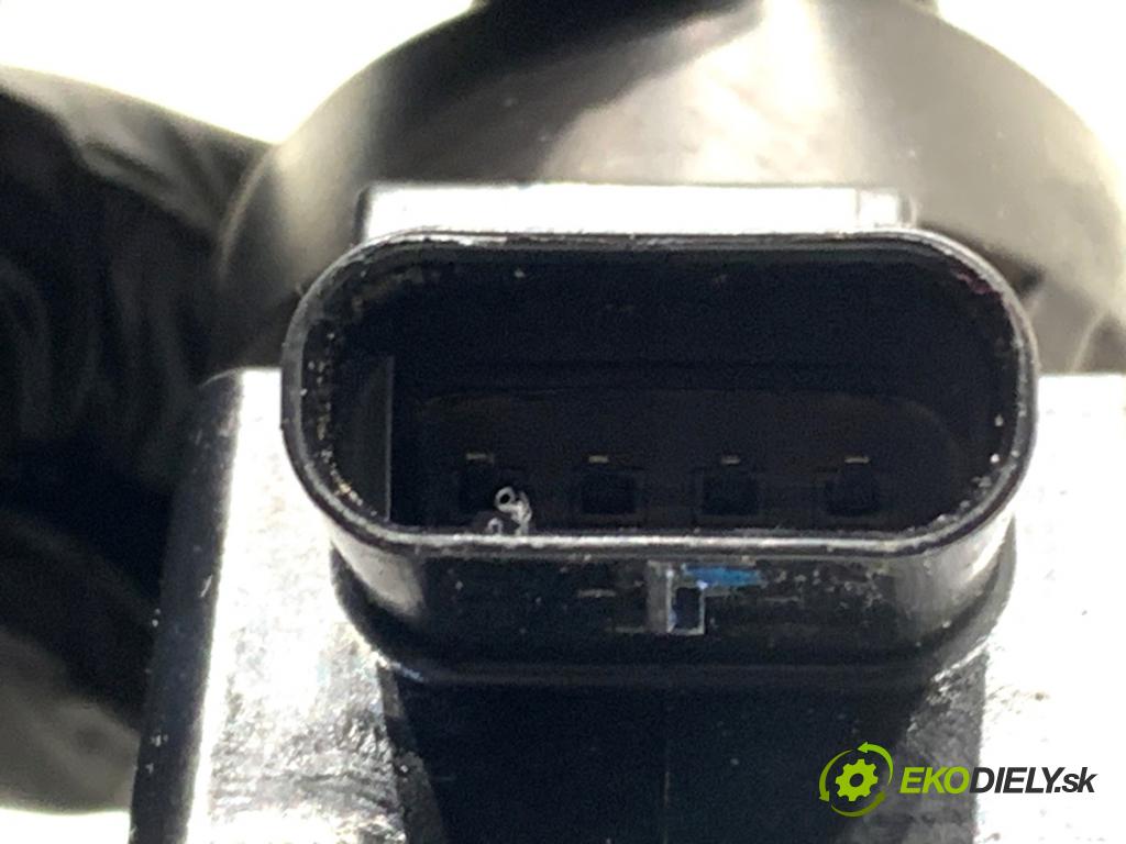 HYUNDAI TUCSON SUV 2015 130 kW 1.6 T-GDi 1591 cívka zapalovací 27301-2B120 (Zážehová cívka)