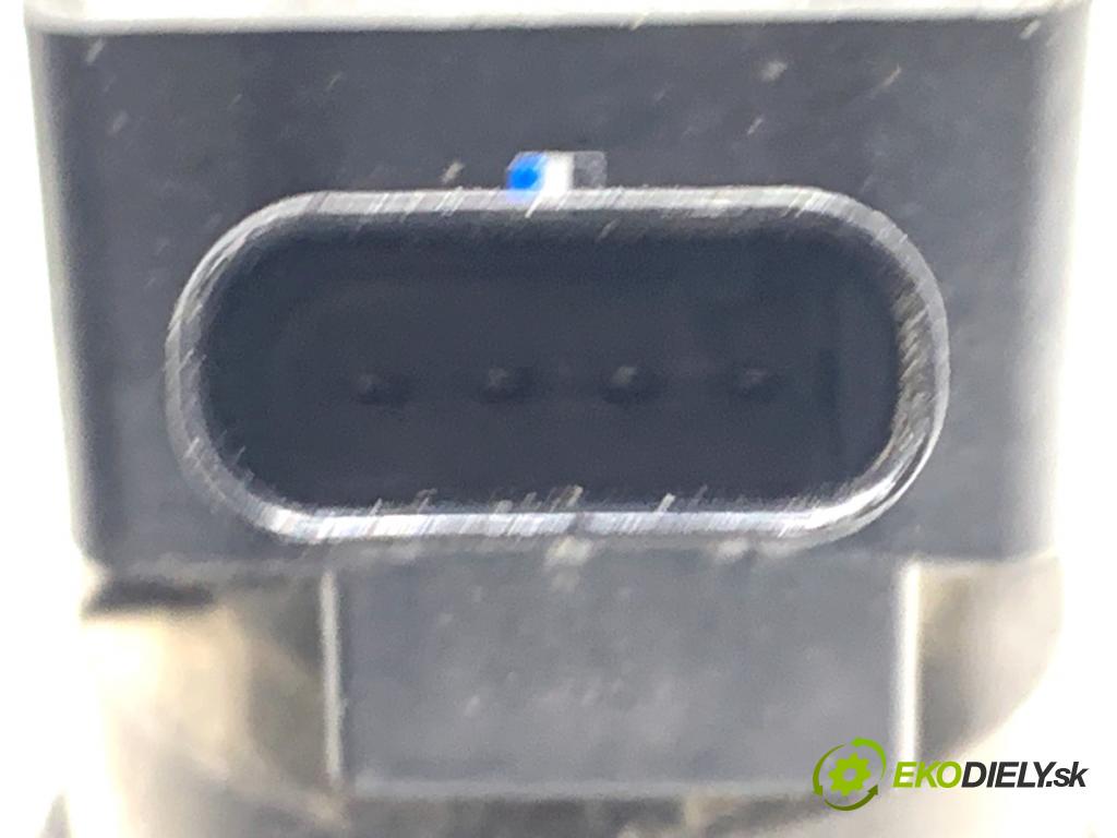 HYUNDAI TUCSON SUV 2015 130 kW 1.6 T-GDi 1591 cívka zapalovací 27301-2B120 (Zážehová cívka)