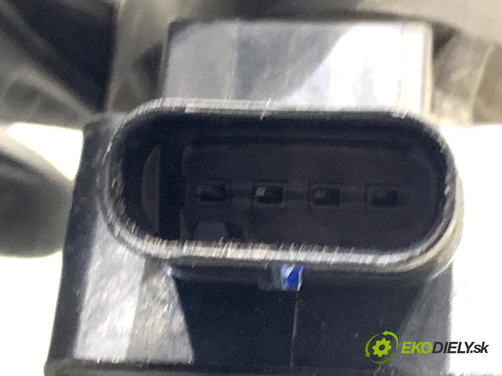 HYUNDAI TUCSON SUV 2015 130 kW 1.6 T-GDi 1591 cívka zapalovací 27301-2B120 (Zážehová cívka)