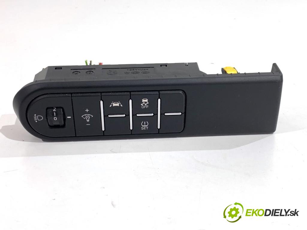 KIA CEED liftback 2020 85 kW 1.6 CRDi 115 1598 Prepínač nastavenia svetiel 93700-J7430 (Prepínacie páčky pod volantom)