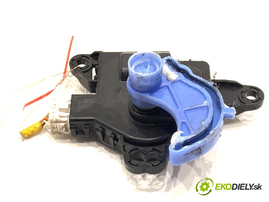 KIA CEED Kombi 2012 94 kW 1.6 CRDi 128 1582 motor topení D267-EBAAA01