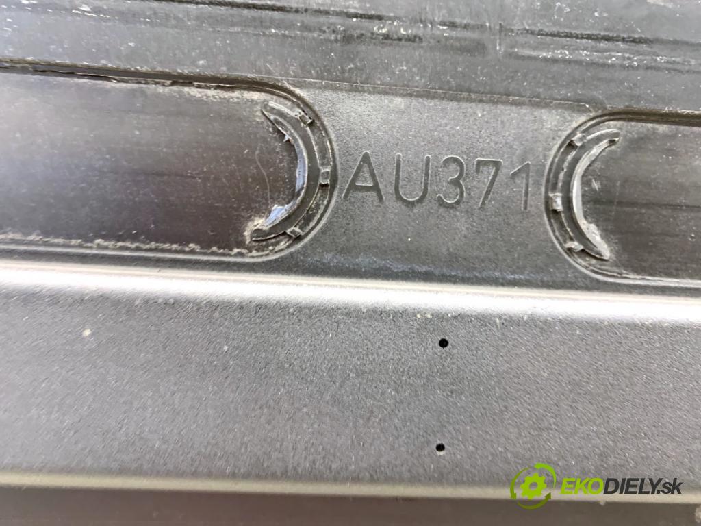 AUDI A3 8V sedan 2016 140 kW 2.0 TFSI quattro 1984 střešní okno PANORÁMA