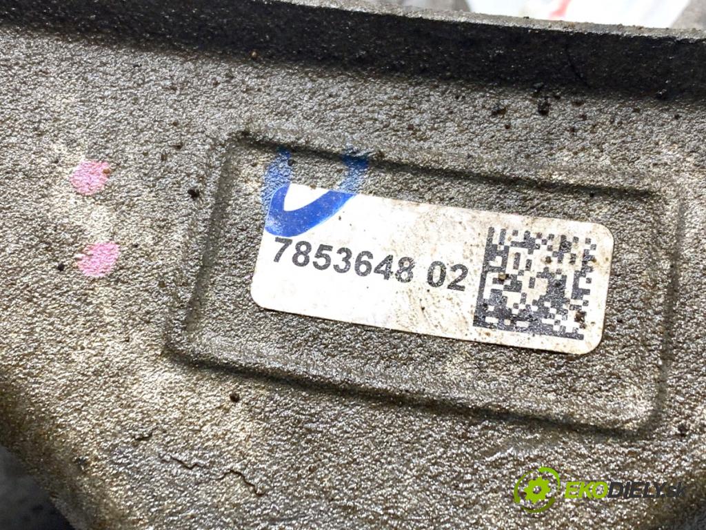 BMW G30 sedan 2021 460 kW M5 Competition 4395 Držiak Motor 7853648