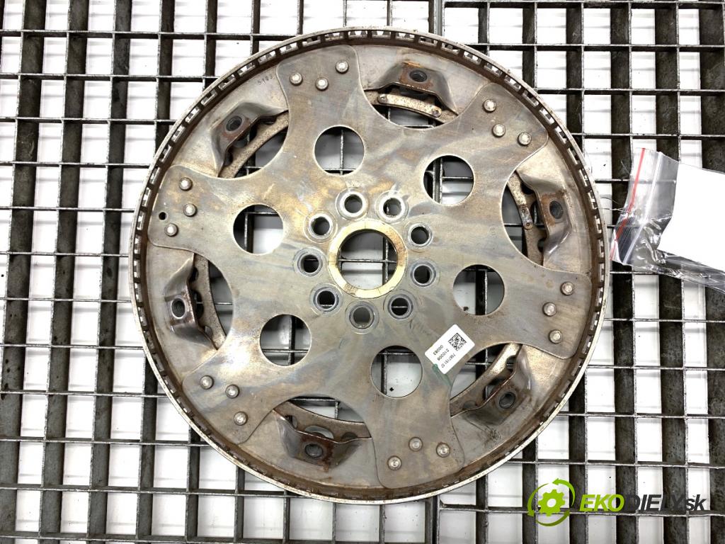 BMW G30 sedan 2021 460 kW M5 Competition 4395 koleso zotrvačníkové 7567151 (Zotrvačník)