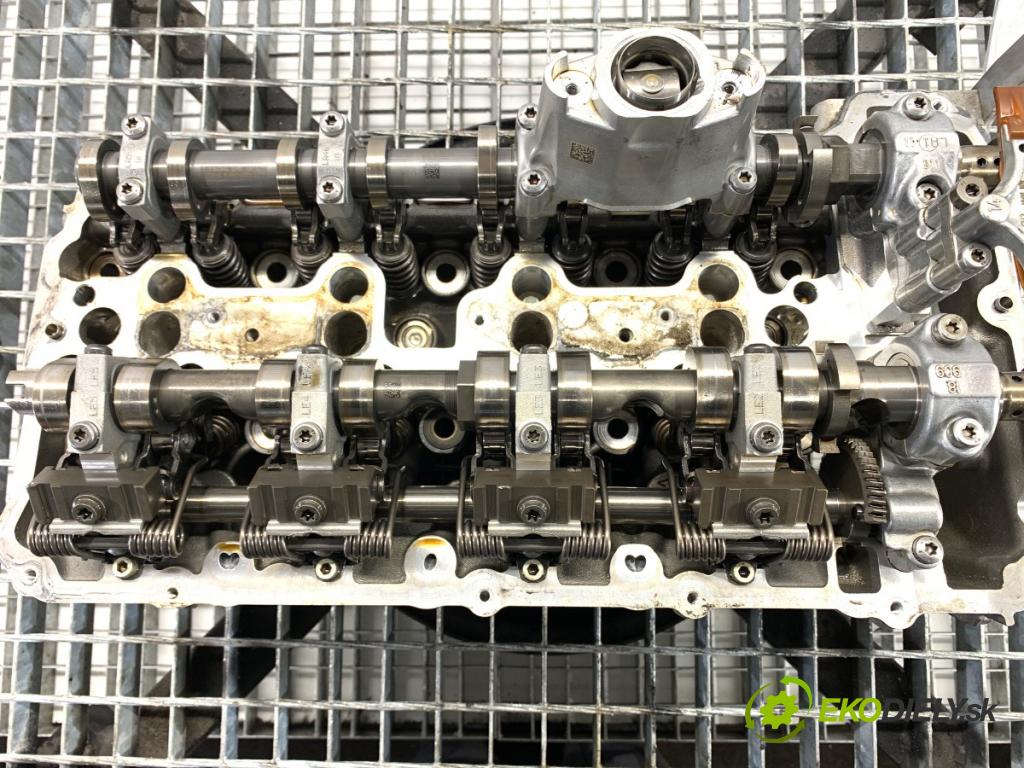 BMW G30 sedan 2021 460 kW M5 Competition 4395 hlava válců pravý 7852459