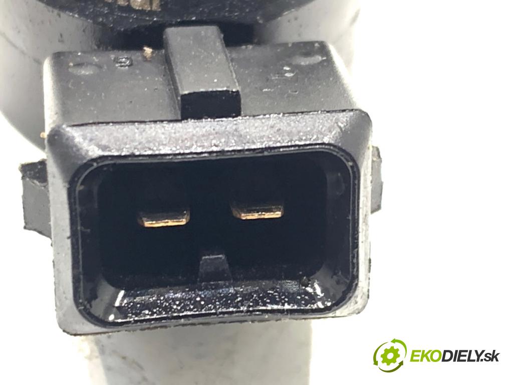 BMW G30 sedan 2021 460 kW M5 Competition 4395 Snímač klepania 7598861 (Snímač)