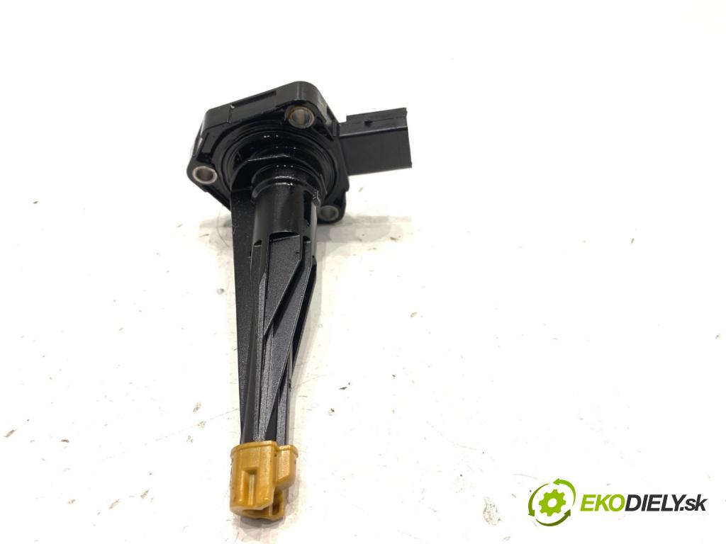 BMW G30 sedan 2021 460 kW M5 Competition 4395 Snímač hladiny oleja 7638343 (Snímač)