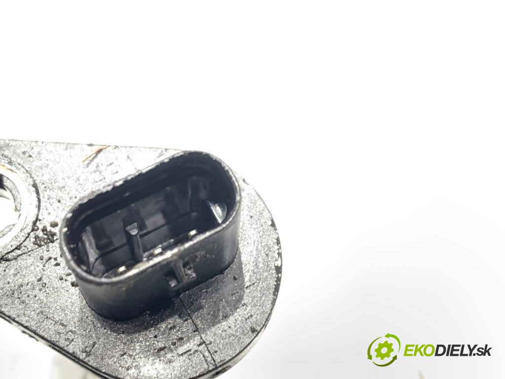 BMW G30 sedan 2021 460 kW M5 Competition 4395 snímač pozice vačkového hřídele 8623437 (Snímač polohy klikového hřídele)