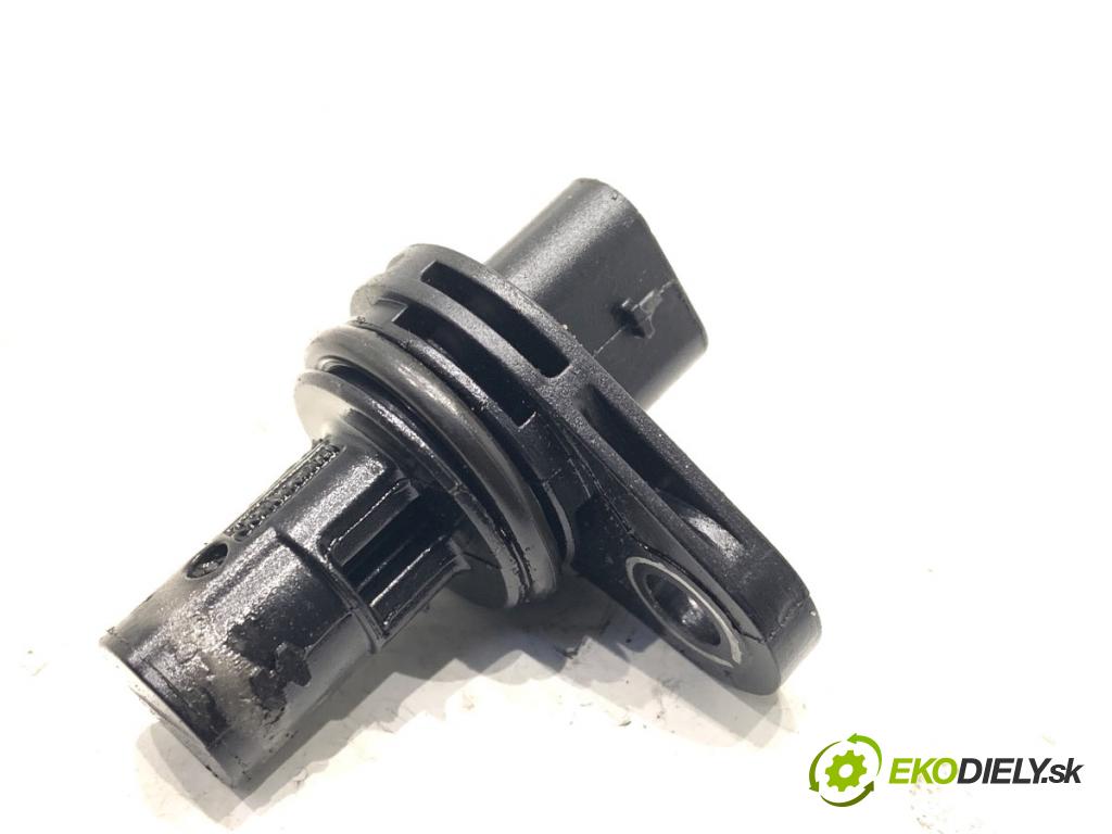 BMW G30 sedan 2021 460 kW M5 Competition 4395 snímač pozice vačkového hřídele 8697982 (Snímač polohy klikového hřídele)