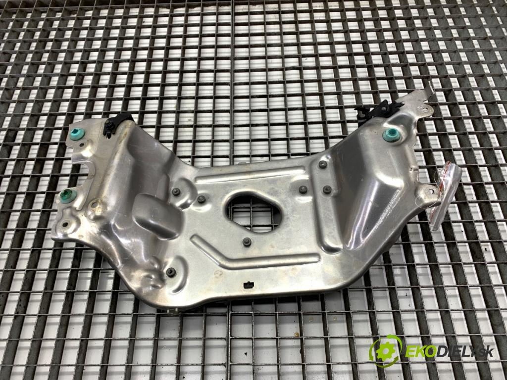 BMW G30 sedan 2021 460 kW M5 Competition 4395 clona termický 9500261