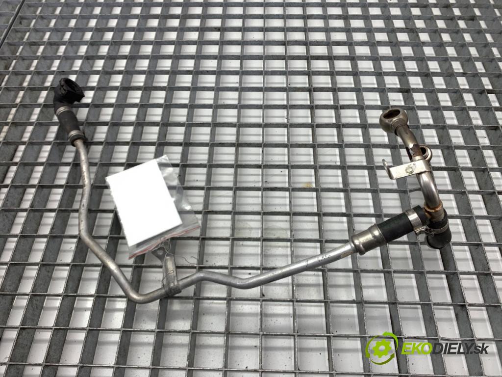 BMW G30 sedan 2021 460 kW M5 Competition 4395 rúrka turba 8092600 (Hadice turbodmychadla)