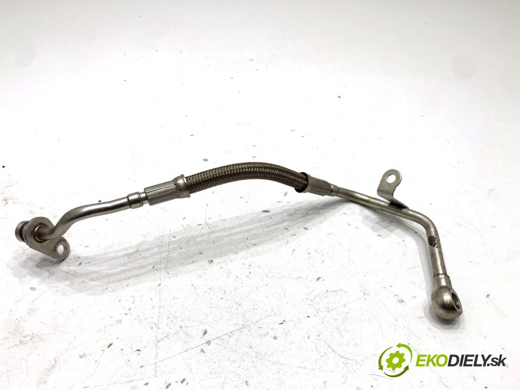 BMW G30 sedan 2021 460 kW M5 Competition 4395 rúrka turba  (Hadice turbodmychadla)