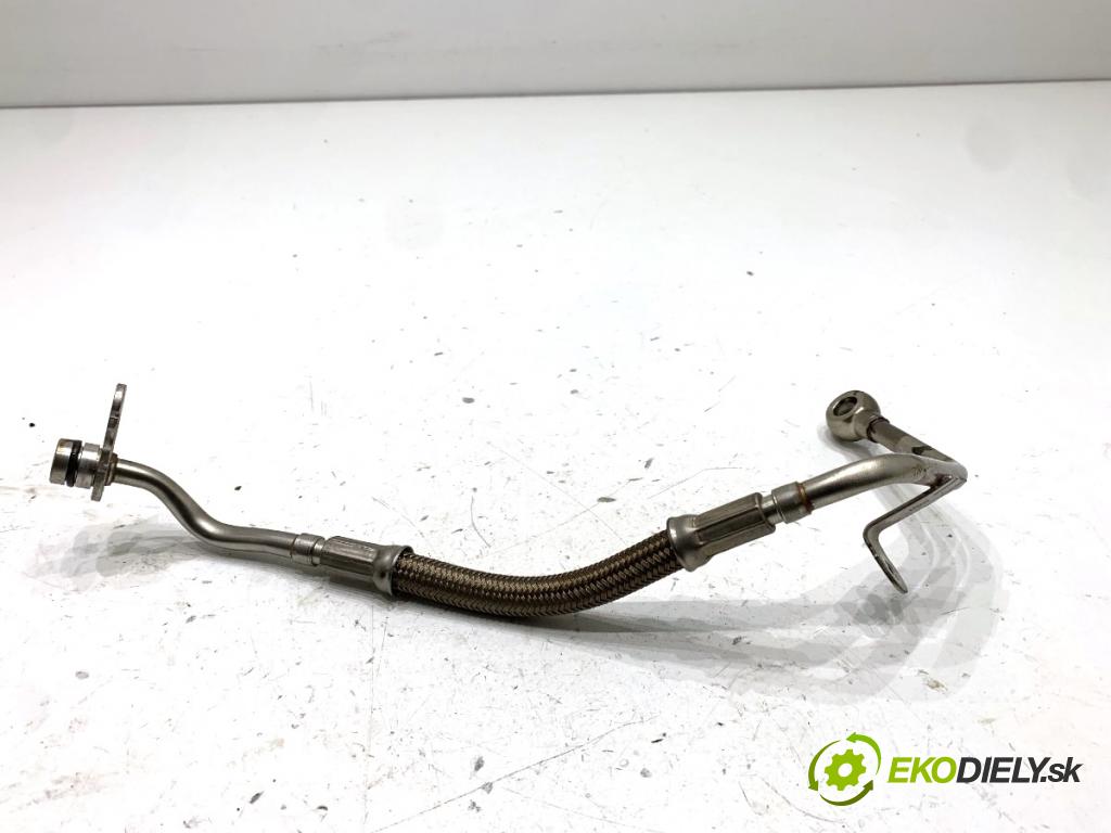 BMW G30 sedan 2021 460 kW M5 Competition 4395 rúrka turba  (Hadice turbodmychadla)