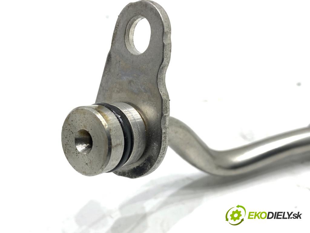 BMW G30 sedan 2021 460 kW M5 Competition 4395 rúrka turba  (Hadice turbodmychadla)