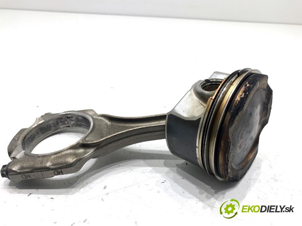 BMW G30 sedan 2021 460 kW M5 Competition 4395 PÍST: ojnice 7852246 (Píst)