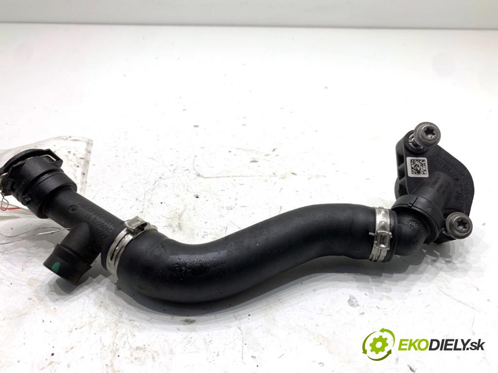 BMW G30 sedan 2021 460 kW M5 Competition 4395 trubka výparníky 72406678