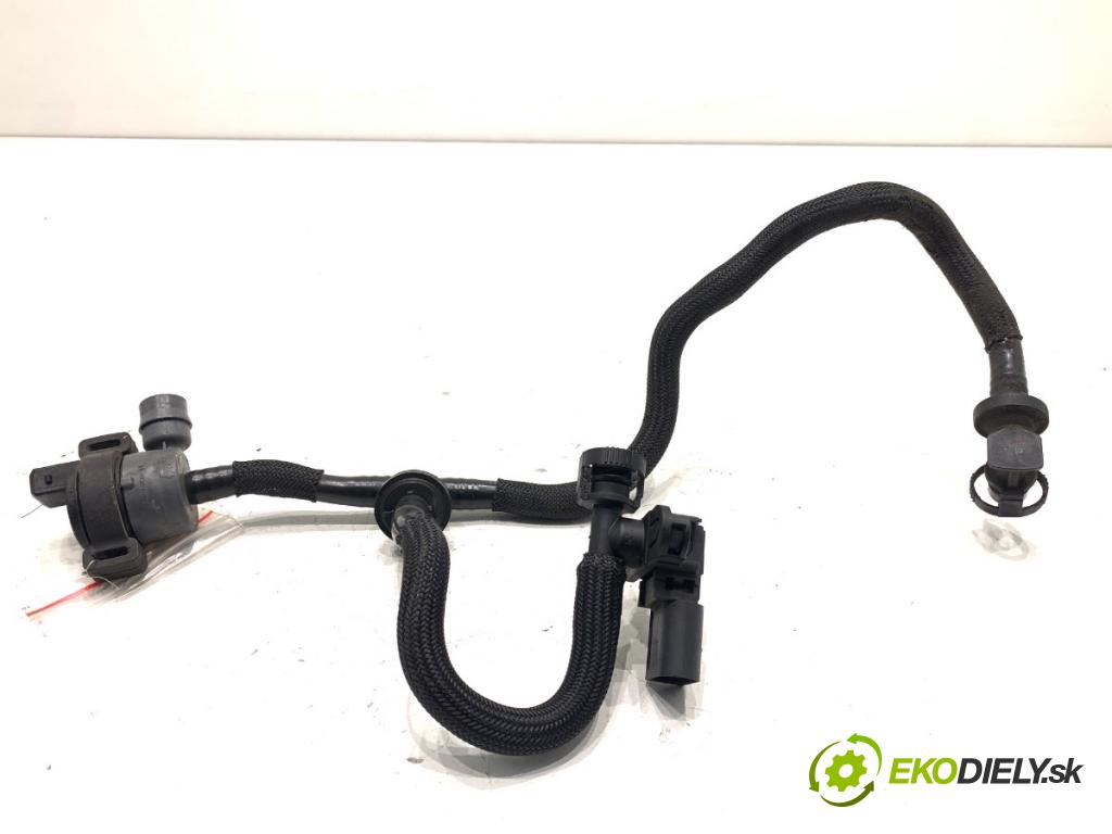 BMW G30 sedan 2021 460 kW M5 Competition 4395 ventil výparníky 7636149