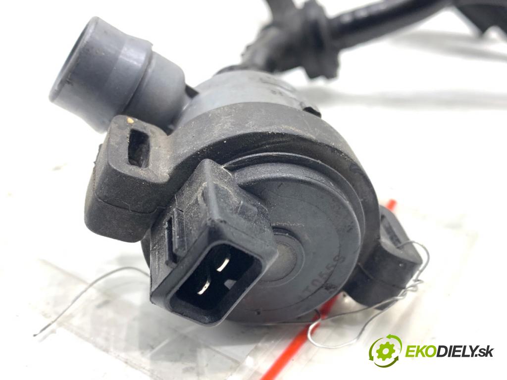 BMW G30 sedan 2021 460 kW M5 Competition 4395 ventil výparníky 7636149