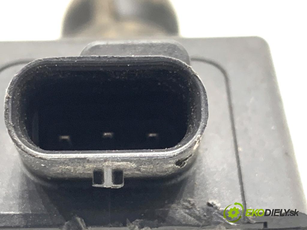 BMW G30 sedan 2021 460 kW M5 Competition 4395 cívka zapalovací 8692611 (Zážehová cívka)