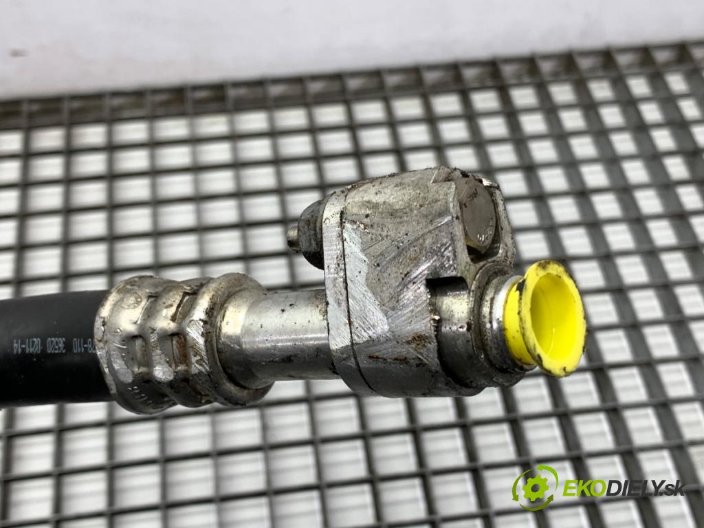 BMW G30 sedan 2021 460 kW M5 Competition 4395 Rúrka oleja 8094809