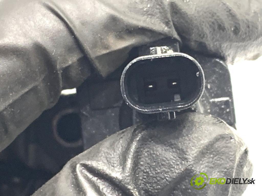 BMW G30 sedan 2021 460 kW M5 Competition 4395 Regulátor tlaku oleja 7639993