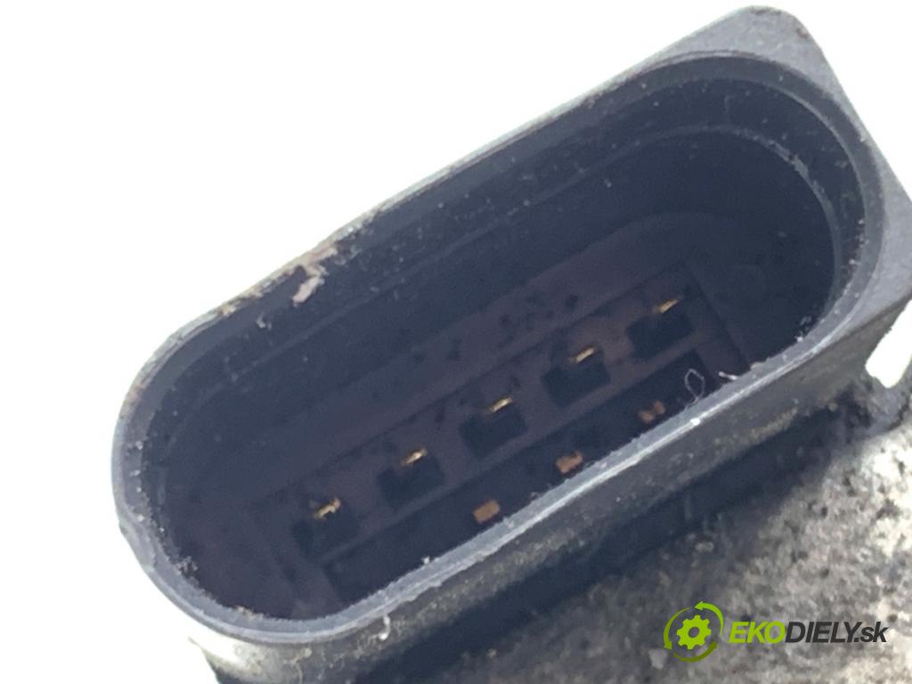 AUDI A5 8T coupe 2008 176 kW 3.0 TDI quattro 2967 nastavovač svod, potrubí 059129086L (Motorek ostatní)