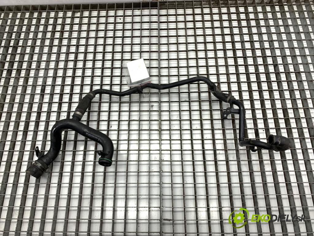 AUDI A5 8T coupe 2008 176 kW 3.0 TDI quattro 2967 rozdělovač vody 059121507AB