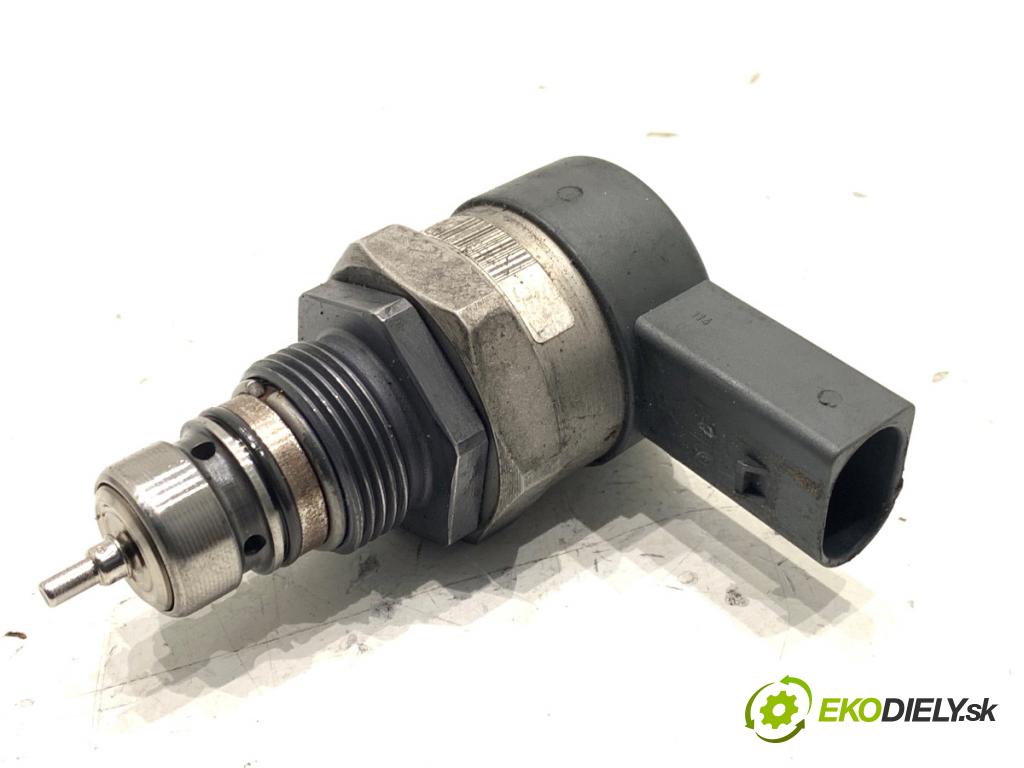 AUDI A5 8T coupe 2008 176 kW 3.0 TDI quattro 2967 Regulátor tlaku paliva 057130764H (Palivový systém ostatní)