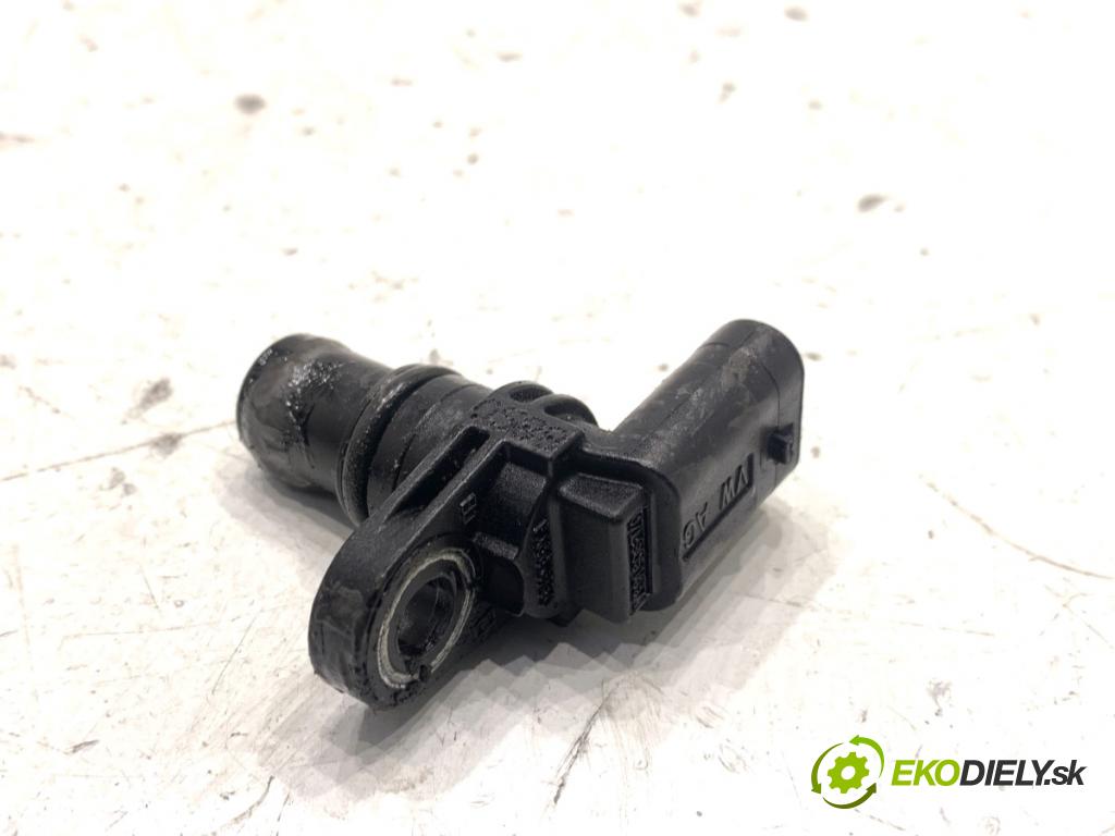 AUDI A5 8T coupe 2008 176 kW 3.0 TDI quattro 2967 snímač pozice vačkového hřídele 07L905163A (Snímač polohy klikového hřídele)