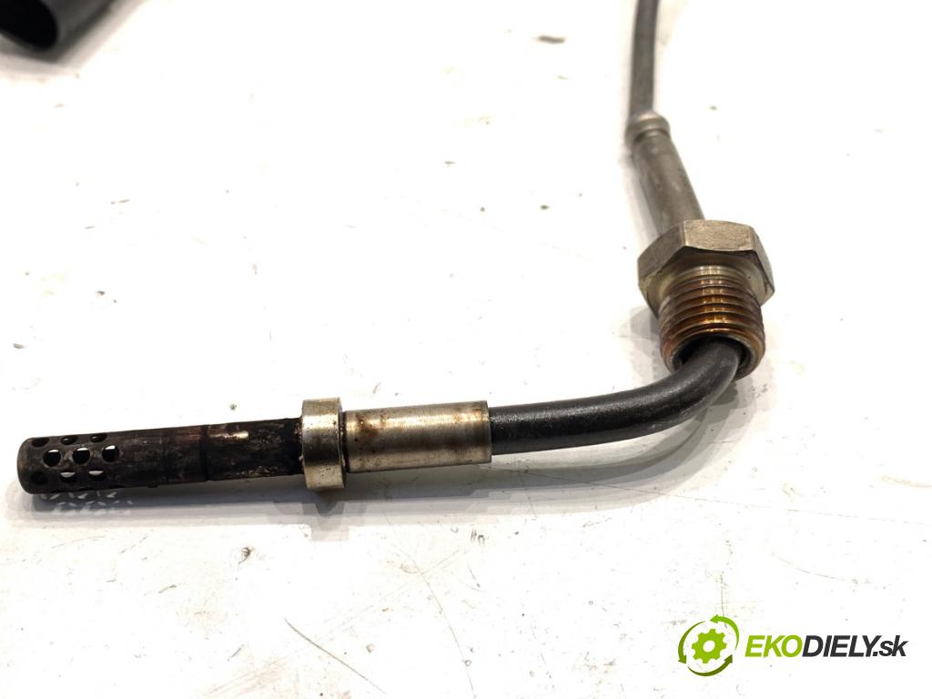 AUDI A5 8T coupe 2008 176 kW 3.0 TDI quattro 2967 snímač teploty spalín 059906088A (Snímač)