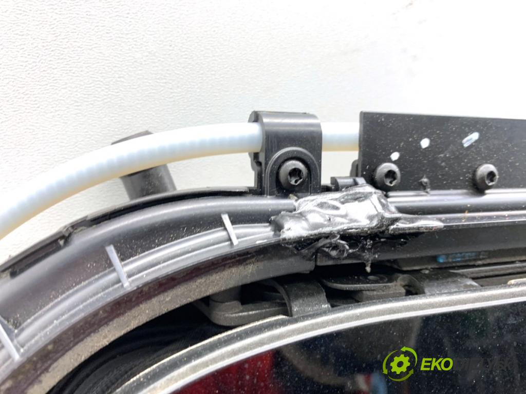 VW PASSAT B7 Kombi 2012 100 kW 2.0 TDI 1968 strešné okno 515717703