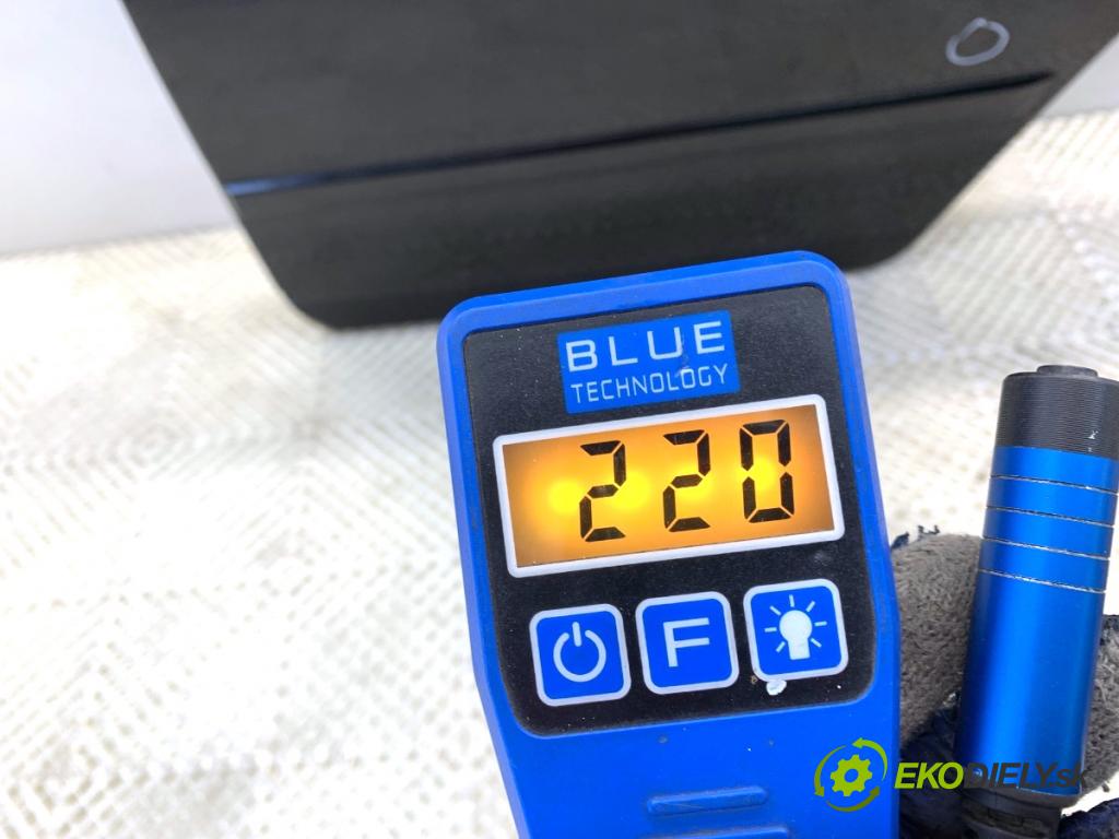 AUDI A4 B7 Kombi 2008 125 kW 2.0 TDI 1968 dveře levý zadní část