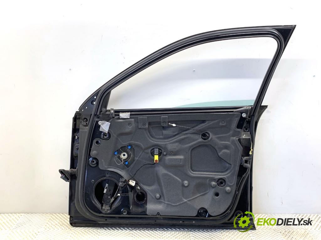 AUDI A4 B7 Kombi 2008 125 kW 2.0 TDI 1968 dveře pravý přední část